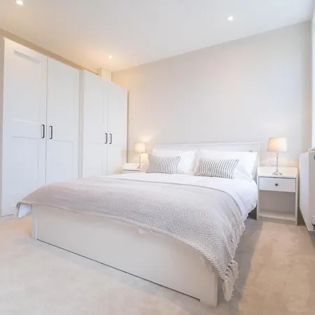 Velvet - 10 Park Square East Apartment Leeds (West Yorkshire)